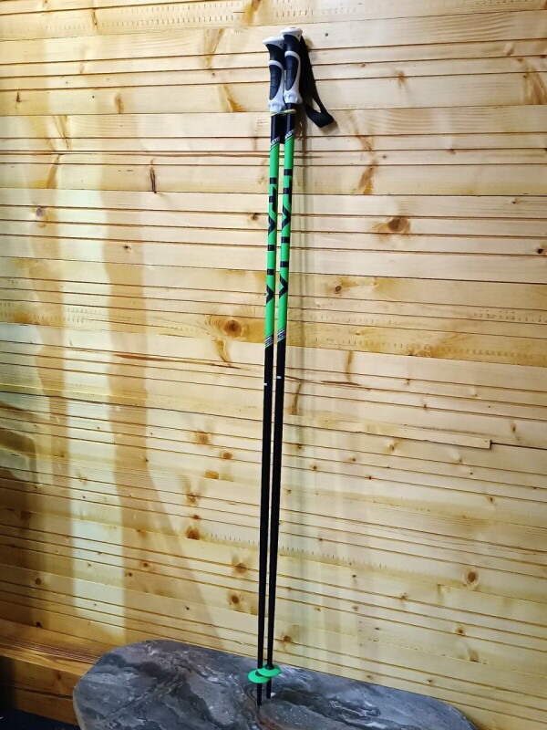 NOVÉ PALICE ITALBASTONI ITALIA RACE GREEN 135CM